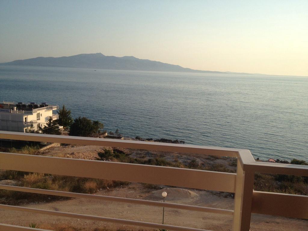 Santa Quaranta Premium Resort Sarandë Exterior foto