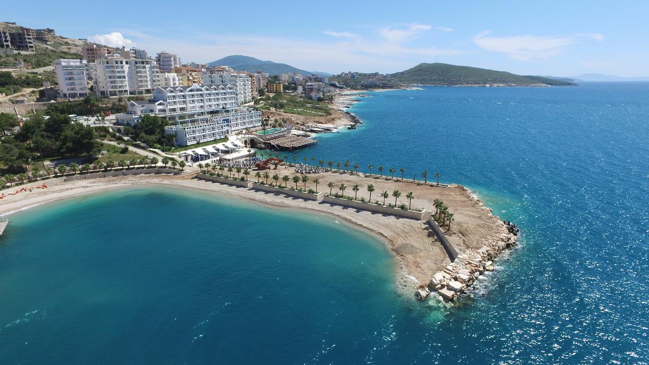 Santa Quaranta Premium Resort Sarandë Exterior foto